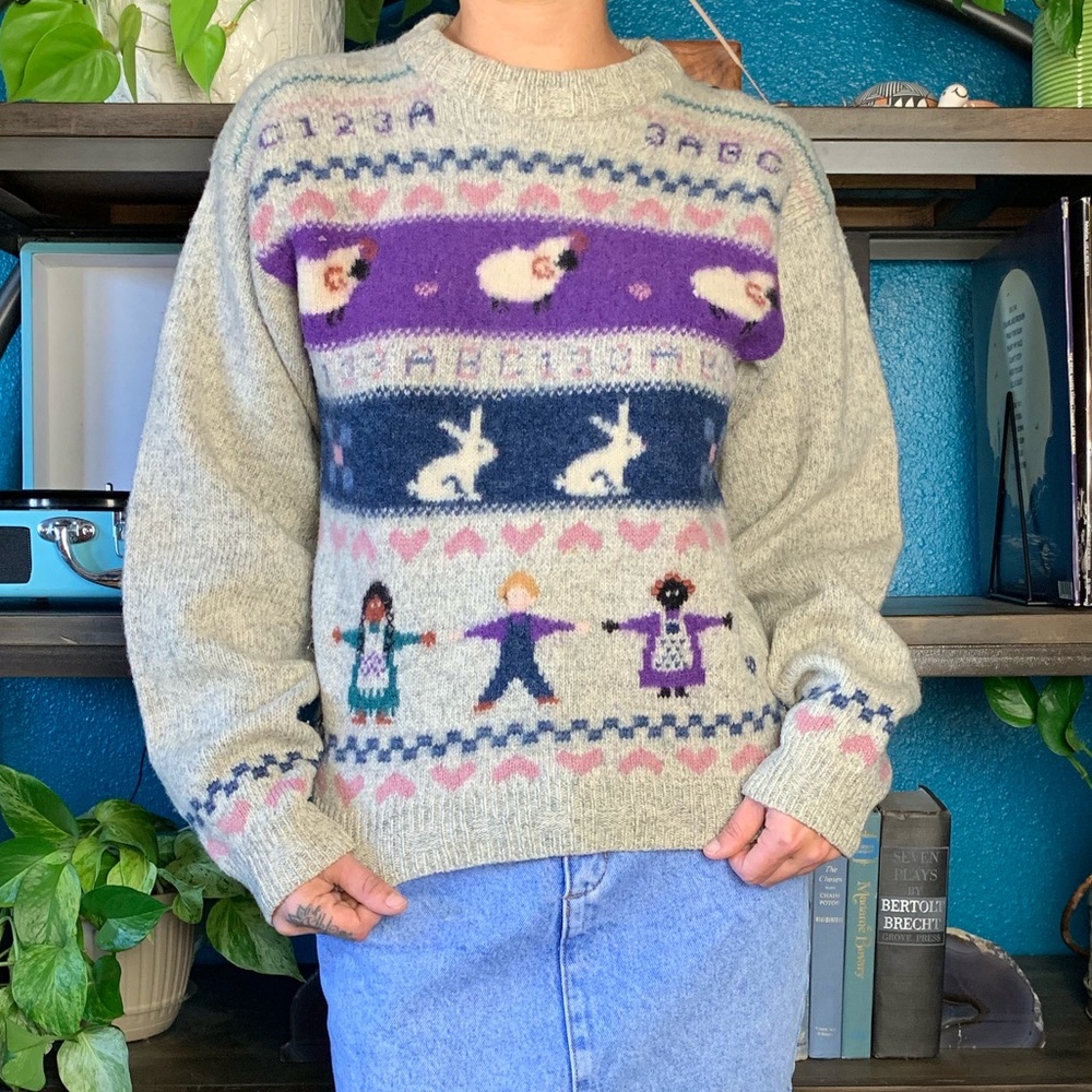 Vintage Woolrich wool sweater with cute images